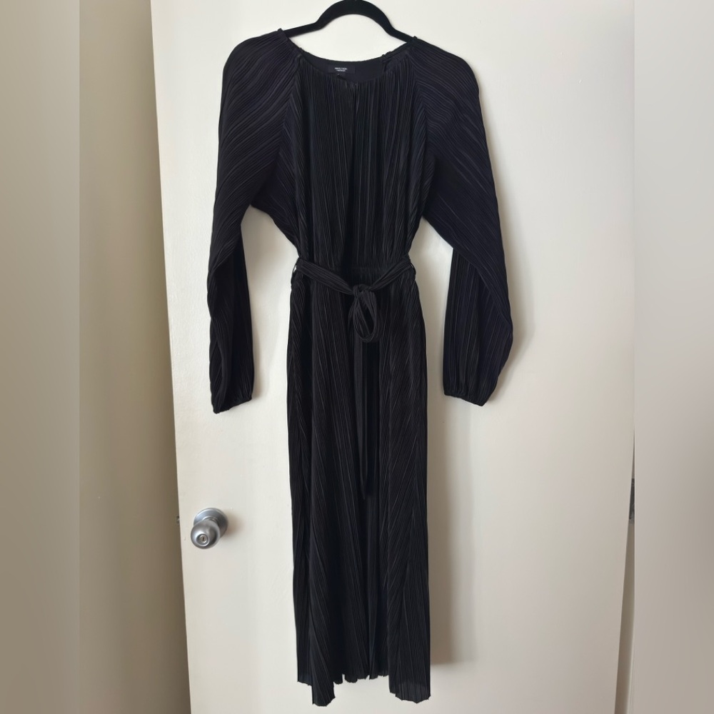 Simply Vera Vera Wang Black Garment